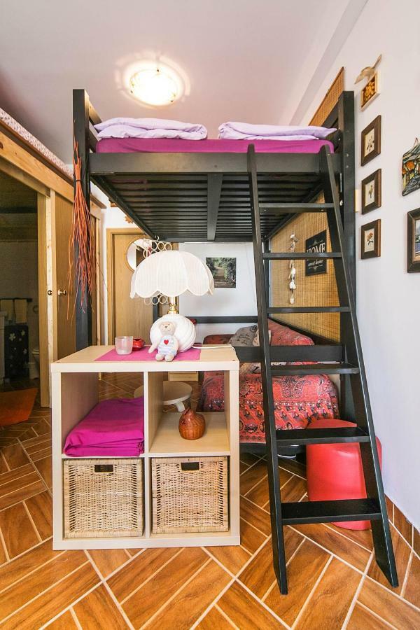 Apartments Baredi 伊佐拉 外观 照片